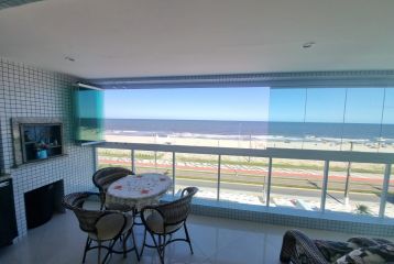 Apartamento Frente Mar com 3 Quartos (1 Suíte) - REF.: 226