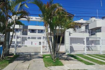 Locação diária de Apartamento de 2 Quartos no Residencial Tambaú a 200 metros da praia de Caiobá - REF.:426