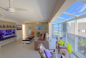 Cobertura com 4 Quartos em Caiobá - Ref.: 654